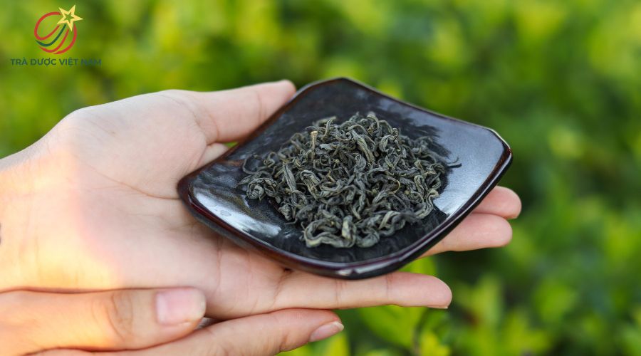 Sức hút của trà nõn tôm đến từ hương vị đặc trưng