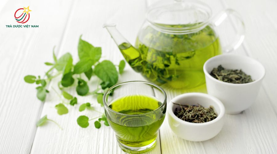 Trà xanh là thức uống phổ biến giúp ổn định đường huyết