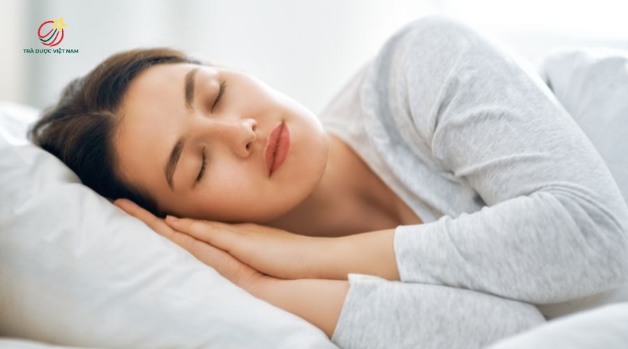L-theanine trong trà giúp bạn giảm căng thẳng