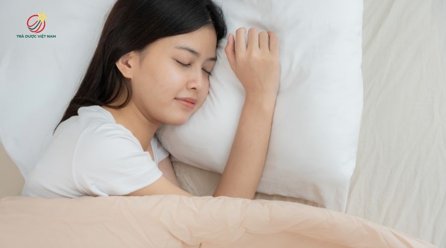 Trà nụ hoa tam thất giúp cải thiện giấc ngủ hiệu quả