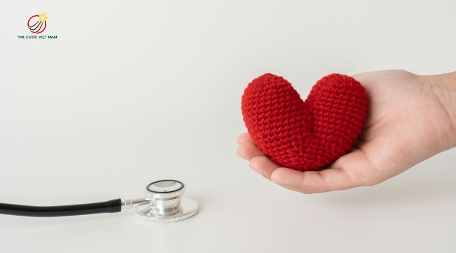 Hợp chất tự nhiên trong trà giúp giảm nguy cơ bệnh lý tim mạch